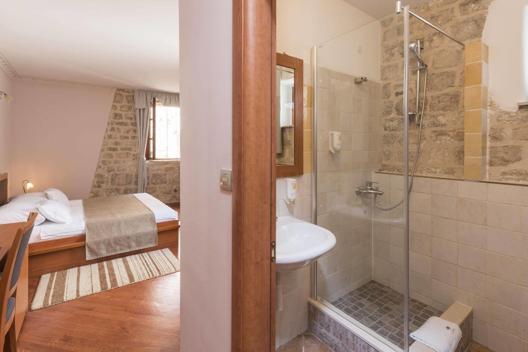 Nora Hotel 3*
