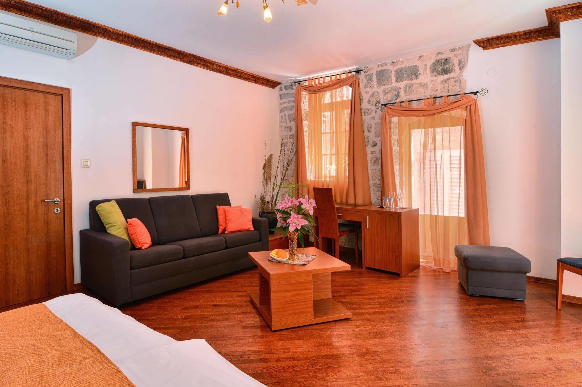 Nora Hotel Hvar Town