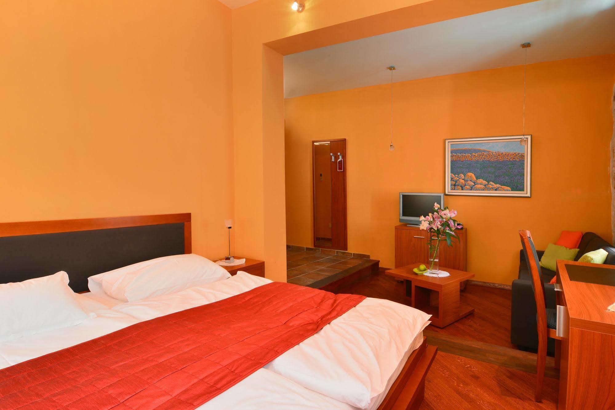 Hotel Nora