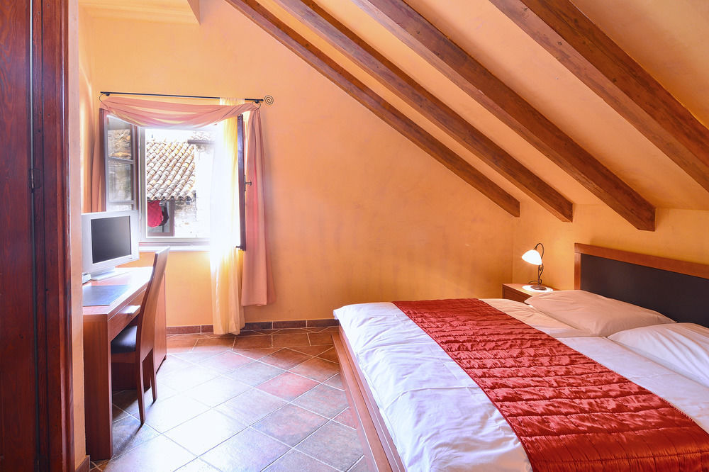 Hotel Nora 3*
